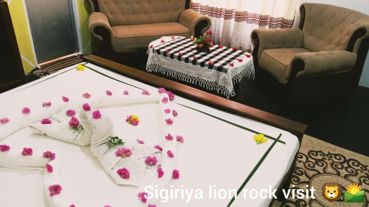 Oleena Home Stay 哈伯勒内 外观 照片